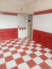 appartement-location-f3-alger-sidi-moussa-algerie