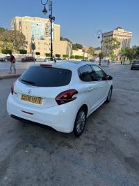 سيارات-peugeot-208-2019-allure-facelift-مفتاح-البليدة-الجزائر