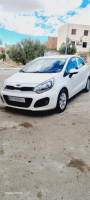 voitures-kia-rio-5-portes-2013-pop-el-madher-batna-algerie