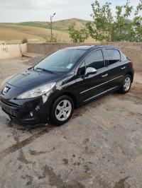 سيارات-peugeot-207-2011-تيارت-الجزائر