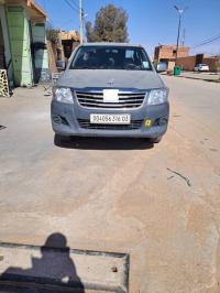 السيارات-النفعية-toyota-hilux-2016-legend-sc-4x2-حاسي-دلاعة-الأغواط-الجزائر