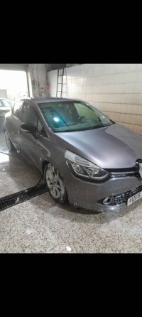 سيارات-renault-clio-4-2016-limited-باب-الزوار-الجزائر