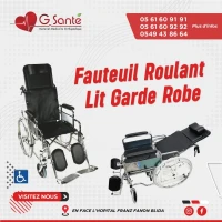 Fauteuil roulant  lit  garde-robe 