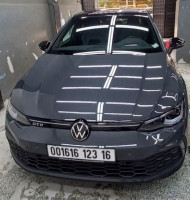 voitures-volkswagen-golf-8-2023-gtd-blida-algerie