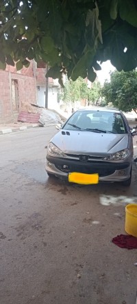 سيارات-peugeot-206-2001-تيارت-الجزائر