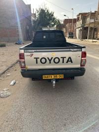 utilitaire-toyota-hilux-2015-legend-dc-4x2-adrar-algerie