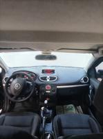 citadine-renault-clio-3-2010-biskra-algerie