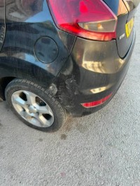 cars-ford-fiesta-2010-skikda-algeria