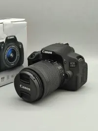 Canon EOS 700D 