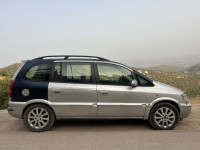 break-familiale-opel-zafira-2000-chorfa-bouira-algerie