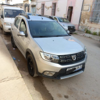 voitures-dacia-sandero-2018-stepway-azzaba-skikda-algerie