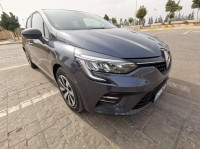 voitures-renault-clio-5-evolution-faible-kilometrage-2022-zero-retouche-draria-alger-algerie