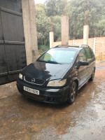 voitures-opel-zafira-2002-saoula-alger-algerie