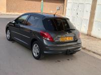 سيارات-peugeot-207-2012-البيض-الجزائر