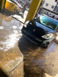 سيارات-renault-clio-3-2010-أرزيو-وهران-الجزائر