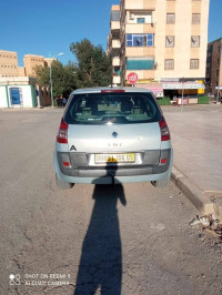 voitures-renault-scenic-2006-constantine-algerie