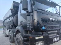 شاحنة-iveco-trakker-8x4-2013-أوريسيا-سطيف-الجزائر