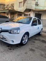 voitures-renault-clio-campus-2015-baraki-alger-algerie