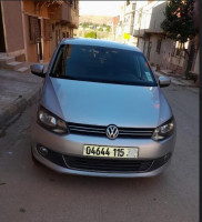 voitures-volkswagen-polo-sedan-2015-el-bayadh-algerie