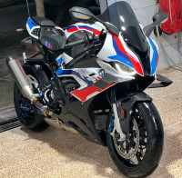 motos-et-scooters-m1000rr-bmw-2022-blida-algerie