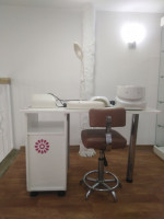 coiffure-et-cosmetologie-materiel-esthetique-el-achour-alger-algerie