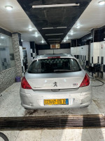 moyenne-berline-peugeot-308-2010-draria-alger-algerie