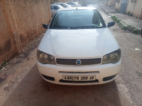 voitures-fiat-palio-2009-fire-miliana-ain-defla-algerie