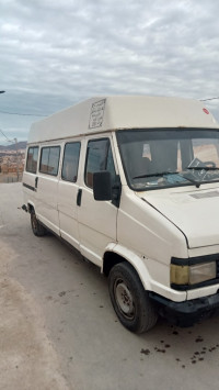 bus-peugeot-j5-1993-ghazaouet-tlemcen-algerie