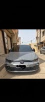 citadine-volkswagen-golf-8-2023-oran-algerie