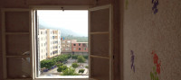 appartement-vente-f3-bejaia-souk-el-thenine-algerie