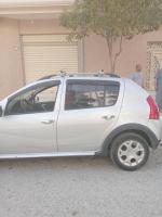 automobiles-dacia-sandero-2012-oum-el-bouaghi-algerie