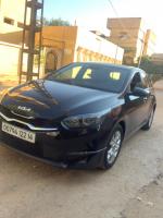 moyenne-berline-kia-ceed-2022-tiaret-algerie