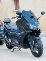 motos-scooters-yamaha-530-2015-bordj-el-bahri-alger-algerie