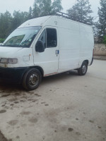 voitures-peugeot-boxer-2000-soumaa-blida-algerie