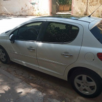 voitures-peugeot-207-2012-allure-tiaret-algerie