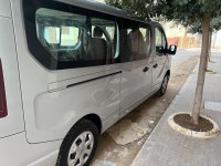سيارات-renault-trafic-2025-غزوات-تلمسان-الجزائر