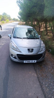 voitures-peugeot-207-2011-staoueli-alger-algerie