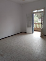 appartement-location-f3-alger-bouzareah-algerie