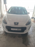 voitures-peugeot-308-2013-allure-oum-el-bouaghi-algerie