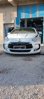 voitures-citroen-ds5-2014-sport-chic-en-panne-el-eulma-setif-algerie