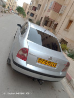 voitures-volkswagen-passat-2002-grarem-gouga-mila-algerie