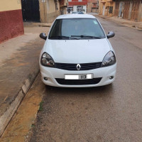 voitures-renault-clio-campus-2013-tiaret-algerie