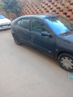 citadine-renault-megan1-1996-zeralda-alger-algerie