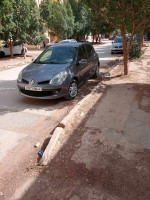 voitures-renault-clio-3-2009-dynamique-el-amra-ain-defla-algerie