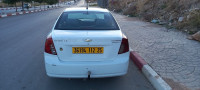 voitures-chevrolet-optra-4-portes-2012-constantine-algerie