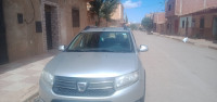 voitures-dacia-sandero-2015-saida-algerie