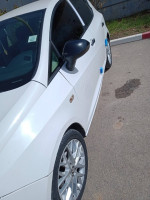 voitures-seat-ibiza-2014-bouira-algerie