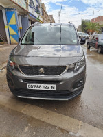 utilitaire-peugeot-rifter-2022-chlef-algerie