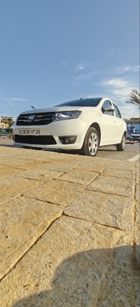 سيارات-dacia-logan-2017-سكيكدة-الجزائر