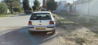 voitures-volkswagen-golf-4-2001-tiaret-algerie